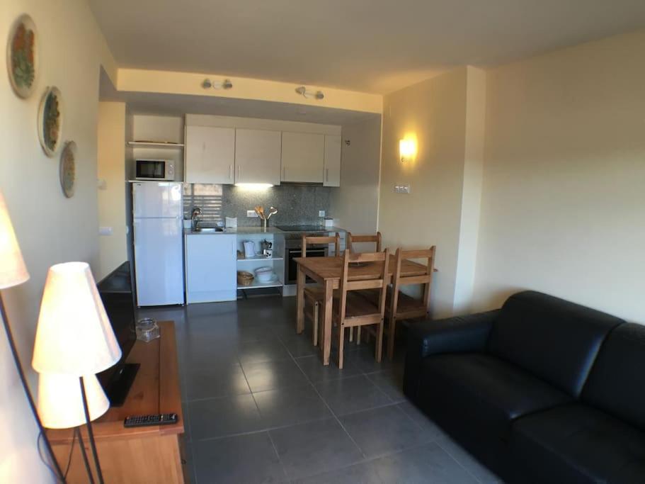 Bonito Apartamento En Avinyo Con Impresionantes Vistas Luaran gambar