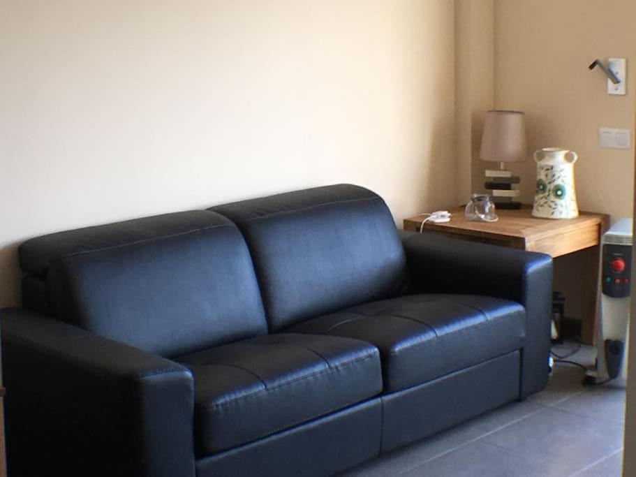 Bonito Apartamento En Avinyo Con Impresionantes Vistas Luaran gambar